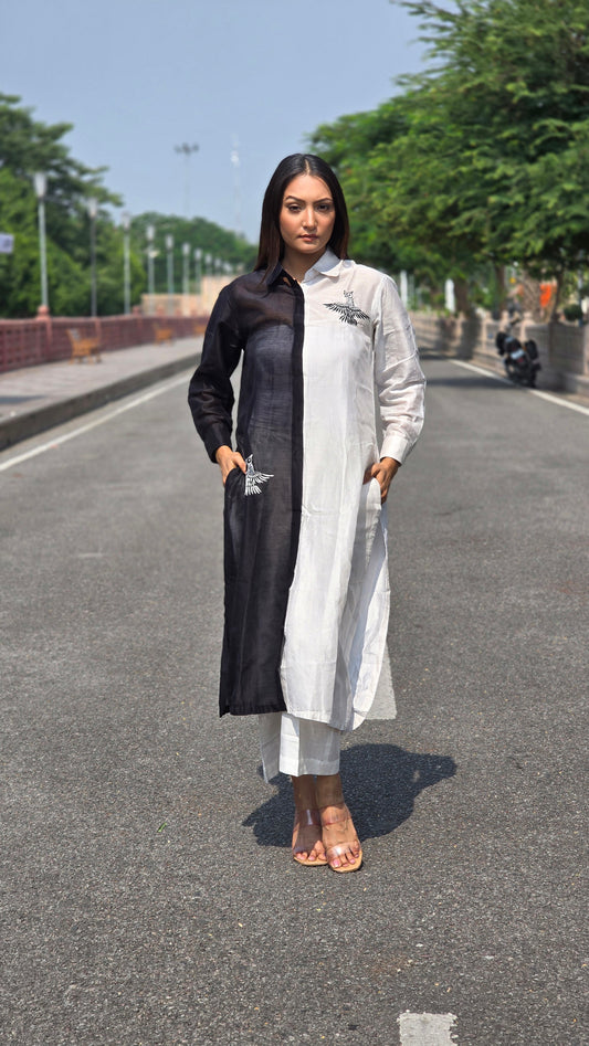 BLACK & WHITE EAGLE EMBROIDERED SHIRT DRESS